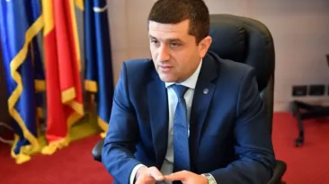 Miruță e atât de prost că bubuie. Analiza ministrului Apărării: "Iranul evită statele NATO", zice el. În realitate e fix pe dos - celulele teroriste amenință Europa, SUA si Canada
