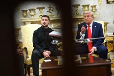 Moment tensionat la Washington: Zelenski evită să spună dacă cedează teritorii pentru pace cu Rusia