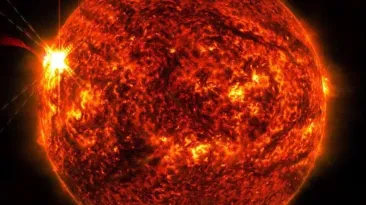 O bucată de material din Soare s-a desprins și ar putea declanșa furtuni magnetice catastrofale pe Terra
