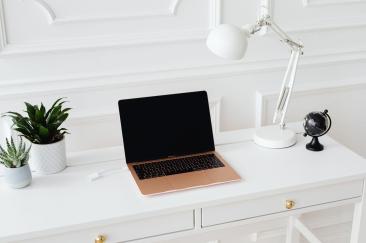 Primele 30 de zile cu un MacBook: trecerea de la Windows e mai simplă decât crezi
