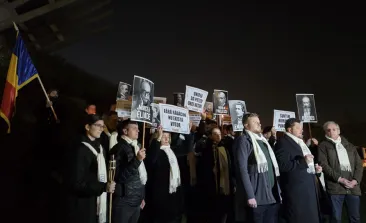 Protest în Capitală față de Legea Vexler. Claudiu Târziu (Acțiunea Conservatoare): Tăcerea ne face complici! Această lege nu trebuie promulgată
