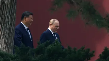 Putin părăseşte China după ce a anulat conferinţa de presă în absenţa unor rezultate tangibile
