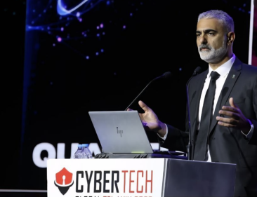 Războiul cibernetic al viitorului nu se va mai duce cu hackerii umani ci cu agenții secreți AI