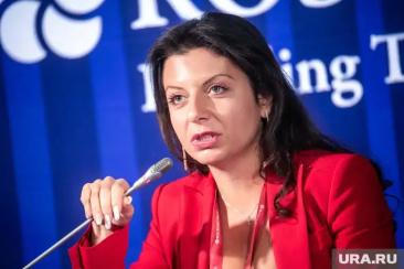 Redactorul șef Rusia Today avertizează: "Se apropie al treilea război mondial!"