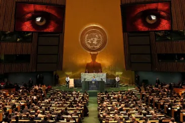 Rugăciunea ONU folosită pentru a-l chema pe Anticrist. Un istoric care s-a infiltrat într-un ordin ocult conectat la Națiunile Unite rupe un deceniu de tăcere