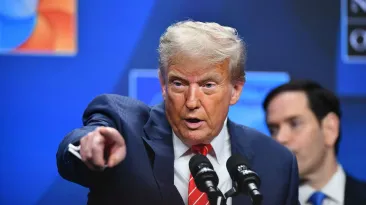 Se complică situația pentru Donald Trump: Camera Reprezentanților a votat pentru retragerea trupelor SUA din Iran. Inclusiv oameni ai republicanilor susțin rezoluția
