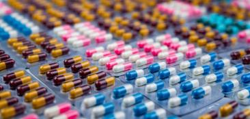 SPP-ul lui Pahonțu cumpără medicamente pentru angajații cu demență, sevraj alcoolic, boli cardiace, boli degenerative. Toate decontate de stat