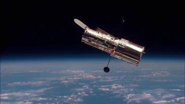 Telescopul Hubble ar putea face victime pe Pământ într-o cădere necontrolată la o viteză extremă
