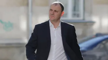 Teorie lansată de Sebastian Ghiță: „Red alert! Partidele Pro Occident sunt obligate să ajungă la o soluție de guvernare"
