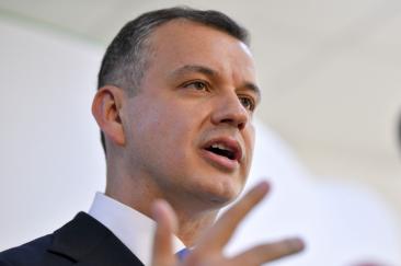Tomac a explicat motivele reale pentru care a renunțat să se mai prezinte în fața Parlamentului ca premier desemnat: "Aveam în față condiții absolut ridicole puse"
