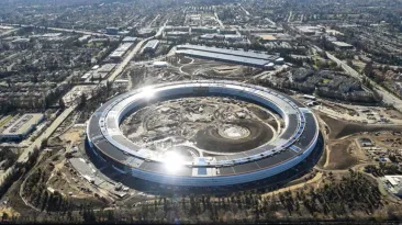 Trei angajați din Silicon Valley, suspectați că au transmis secretele Google către Iran
