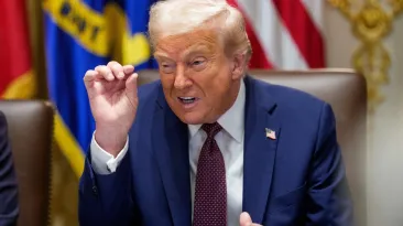 Trump vrea să bage 14 companii americane să exploateze non-stop cele 300 de miliarde de barili de petrol din Venezuela