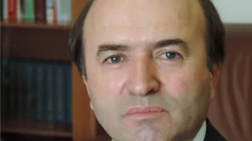 Tudorel Toader explică ce se va întâmpla cu ordonanța adoptată ilegal de Guvernul Bolojan pentru contractele de înarmare