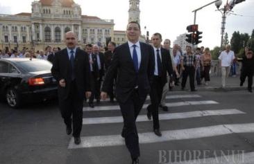 Udrea îl „deconspiră" pe Ilie Bolojan și scoate din arhivă „imagini de colecție". „Nu vrea să se știe că a fost USL-ist, partener cu PSD-ul, a luptat pentru demiterea lui Băsescu"