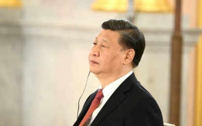 Volodimir Zelenski l-a invitat pe Xi Jinping să viziteze Ucraina după ce liderul chinez a bătut palma cu Vladimir Putin