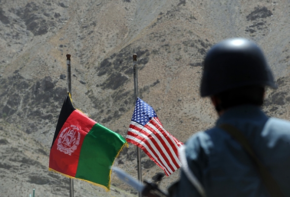 China cere SUA să returneze fondurile confiscate ilegal Afganistanului timp de 20 de ani. 174.000 de afgani, inclusiv peste 30.000 de civili, au fost ucişi!