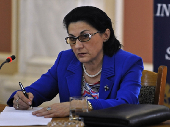 Ecaterina Andronescu şi-a tras restaurant de lux la Casa Presei