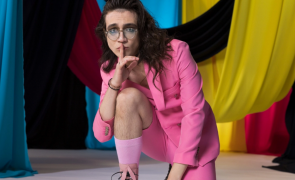 Eurovision 2023. LGBT-istul Theodor Andrei a venit imbracat in rochie. Horia Moculescu: "Nu pot să comentez, îmi e jenă!"
