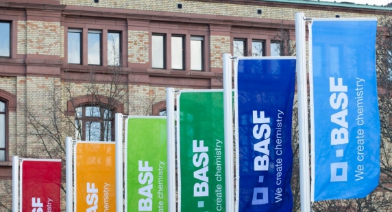 Tunurile nemților de la BASF cu rușii în martie 2022: Profit de 400 milioane de euro. BASF a făcut afaceri și cu naziștii in Al Doilea Razboi Mondial!