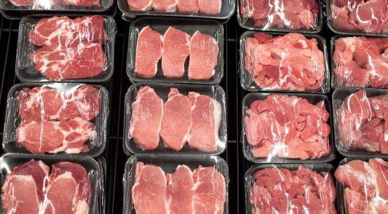 7 tone de carne, 1.733 de oua si tone de alte produse expirate, confiscate de DSVSA