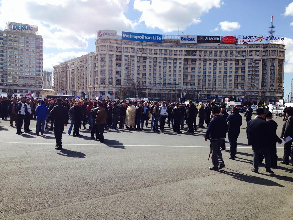 8.000 de agricultori protestează azi în Capitală