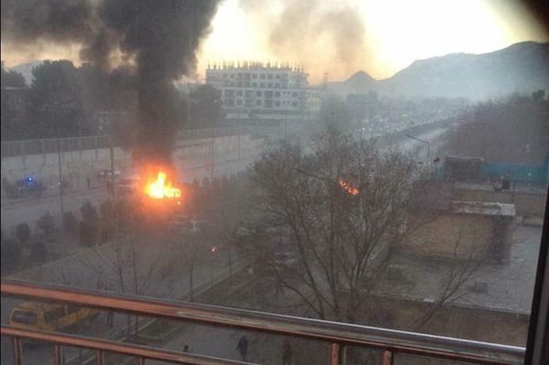 80 de morţi 231 răniţi într-un atentat comis de ISIS în Afganistan