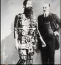 În 1909, Adolph Whitman a construit un robot care putea merge, vorbi și chiar cânta…