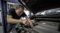 Șoferul care așteaptă din decembrie piese de schimb pentru Dacia Spring: "Am luat mașina să mă uit la ea!"