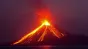 A erupt vulcanul Anak Krakatau! Norul de cenusa e imens. Aeroportul din Jakarta suspendă toate zborurile