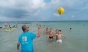 Ajută 30 de copii defavorizaţi să ajungă la mare!