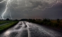 Alertă meteo de furtuni în aproape toată ţara, începând din această seară