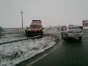 Ambulanță SMURD, care transporta un pacient, implicată într-un accident. Trei paramedici, răniți