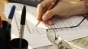 Anul Nou 2017. Ce taxe se reduc de astăzi