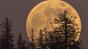 Cea mai spectaculoasă lună plină a verii, „Luna Sturionului", se vede sâmbătă

