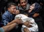 Continuă măcelul în Gaza: 59 de palestinieni, între care și copii, uciși în timp ce se duceau să ia mâncare sau în diverse raiduri
