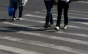 Două fetițe gemene și mama lor, din Buzău, au fost lovite de o mașină, pe o trecere de pietoni