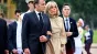 Emmanuel și Brigitte Macron dansează drăcește în timp ce Franța este cuprinsă de haos. Sunt amenințați că vor avea soarta monarhilor francezi executați la Revoluție