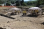Femei in bikini si șlapi pe un mozaic descoperit la o vilă romană antică. E ca si cum au fost nicte calatori in timp