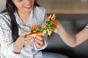 Ghidul complet al iubitorului de pizza: sortimente, crusta, sosuri si combinatii

