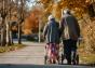 Guvernul a lăsat un milion de pensionari amărâți fără bani din cauza situației economice a României. Recalcularea pensiilor a picat in vreme ce pensiile speciale sunt bine-merci
