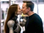 Imagini virale pe internet cu Elon Musk care sărută femei robot FOTO
