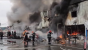 Incendiu violent într-un centru comercial din Afumați. Mai multe autospeciale s-au luptat cu focul