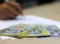 Indemnizaţia pentru creşterea copilului, plafonată la 8.500 lei, începând cu luna septembrie