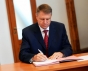 Iohannis contesta la CCR Legea lui Dragnea, privind eliminarea a 102 taxe