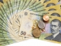 Leul se depreciază masiv in urma adoptarii ordonantelor si a protestelor de strada