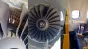 Noi imagini din avionul Ryanair în care un pasager a fost aspirat parțial prin hublou
