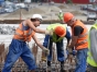 Numărul muncitorilor necalificaţi din România a crescut cu 8%