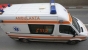 O fetiță de doi ani a căzut de la etajul al treilea