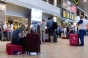 Peste 170 de pasageri ai cursei Wizz Air de Londra, blocaţi pe Aeroportul Craiova