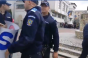  Protestatarii care îl aşteptau pe Dragnea la Topoloveni, ridicaţi de jandarmi. „Ce-am făcut? Lăsaţi-mă în pace!"